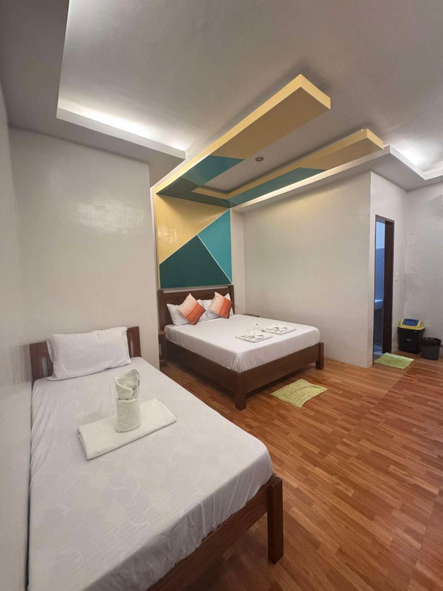 Lodge Mananquil Travel *